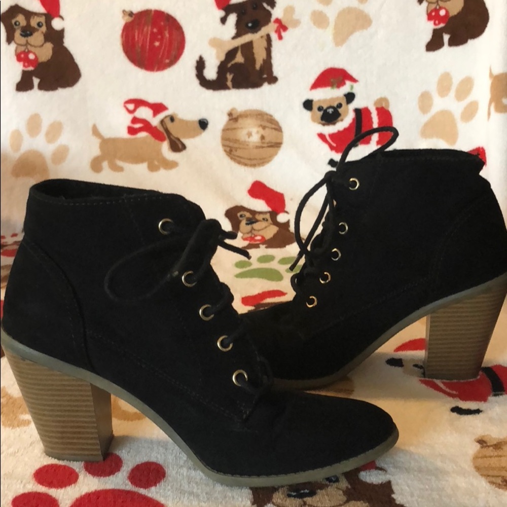 Black Heeled Boots